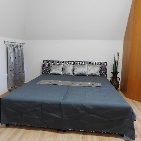 Tulipan Apartman Balatonalmádi المظهر الخارجي الصورة